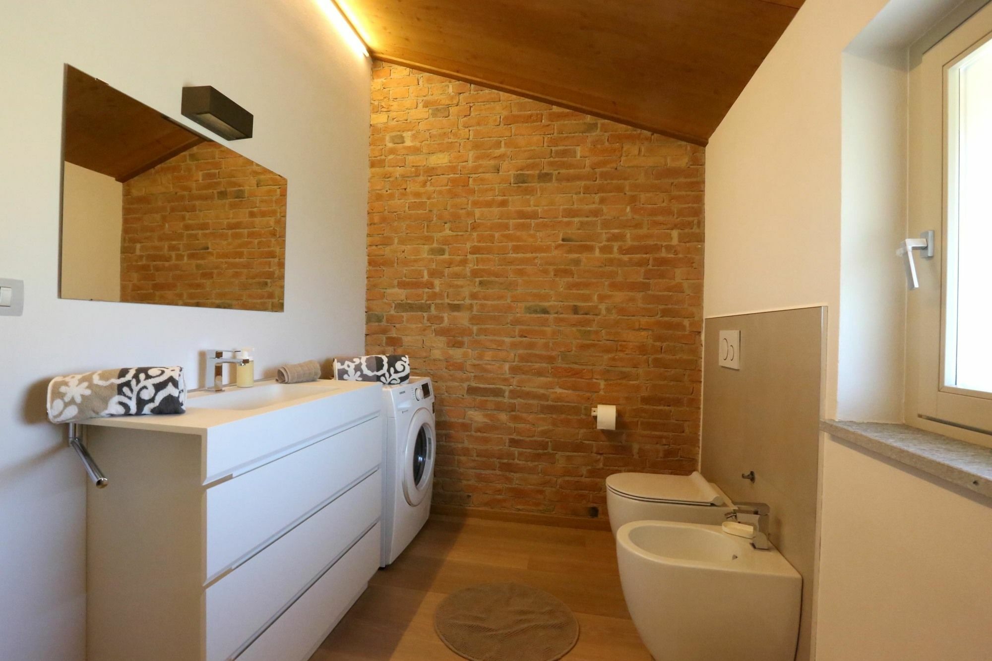 La Cascina Di Carlotta 1846 Agriturismo 알바 외부 사진